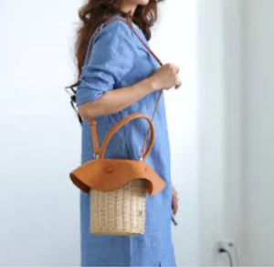 LANVIN en Bleu 2-Way Straw Handbag Camel Brown Summer Tote 21x20x13cm - Picture 1 of 8