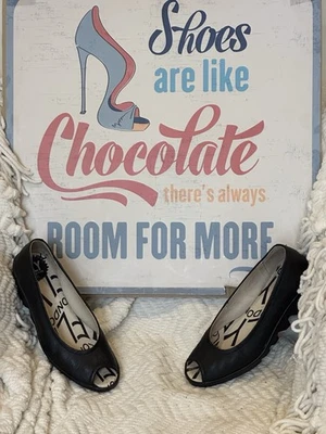 FLY LONDON YURI BLACK LEATHER  PEEP TOE WEDGE SHOES SZ 38 / 7 - 7.5 M - NICE - Image 1 of 4