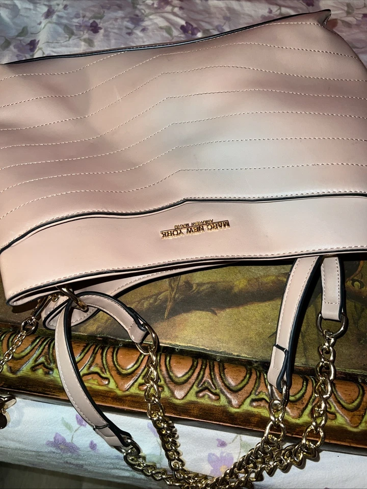 Bolso monedero de hombro de cuero para mujer Marc New York Foto 1 de 4