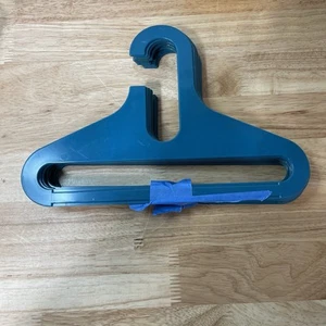 VINTAGE SET OF 10 FUNKY 1970'S Large Plastic Coat HANGERS In Blue - Picture 1 of 13