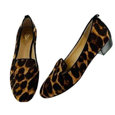 Zapatos mocasines sin cordones Vince Camuto Signature pelo de becerro marrón estampado de leopardo 6,5 Foto 1 de 4