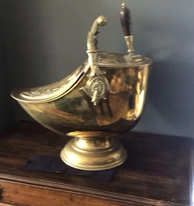 Victorian English Brass Helmet Shaped Coal Bucket with Antique Floral Embossing - Picture 1 of 6