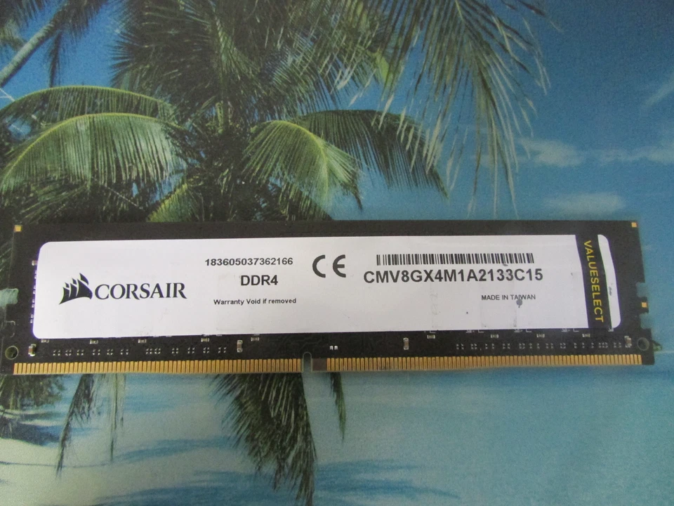 Corsair 8GB DIMM DDR4 2133 (PC4 17000) Memory (CMV8GX4M1A2133C15) - Image 1 of 2