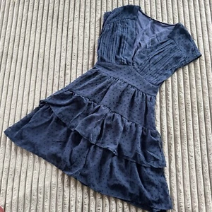 Mi Ami Francesca’s Dress Women’s Size XS Blue Navy Short Sleeve V Neck Short - Picture 1 of 8