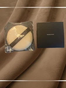 Laura Mercier Women's Translucent Loose Setting Powder With Puff - Picture 1 of 3