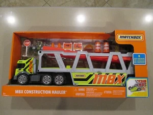 MBX CONSTRUCTION HAULER BY MATCHBOX NEW IN BOX W/FREE CAR MIB - Picture 1 of 3