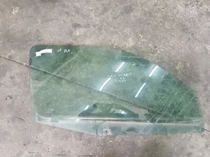 VETRO SCENDENTE PORTA ANTERIORE DX RENAULT CLIO 2s (01-10) 1.2 43KW  - Picture 1 of 1