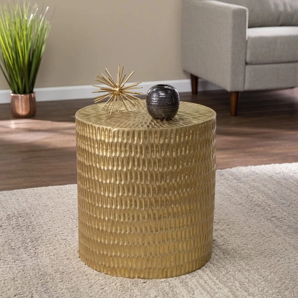 Mesa auxiliar redonda de madera maciza y madera maciza fabricada en oro 18 Foto 1 de 1