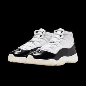 Air Jordan 11 XI Retro Concord 2018 Men Sz 10.5 White Black Patent Leather OG - Picture 1 of 2