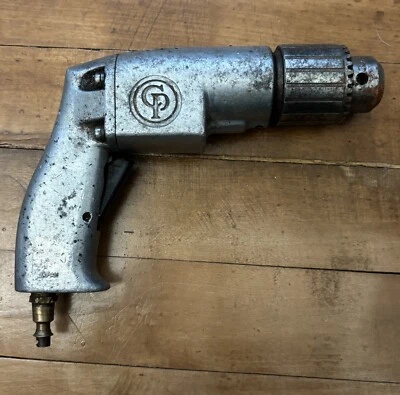 Taladro neumático Chicago Pneumatic CP con mandril 33B Jacobs Foto 1 de 4