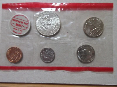 1968 P & D United States US Coins Uncirculated Mint Year Set. UNC. RJ - Image 1 of 4