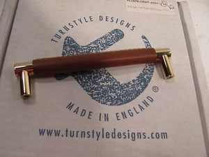 ws TURNSTYLE DESIGNS 5 " GOLD PLATED BRASS PULL LIFT WITH STITCHED LEATHER    - Picture 1 of 4