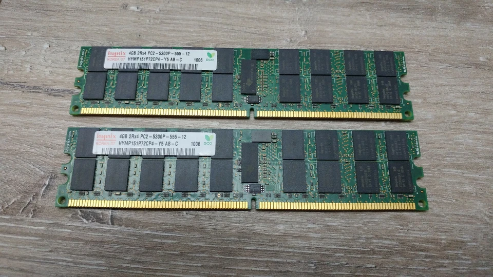 KIT RAM 2x 4GB  HYNIX  667 MHz  PC2-5300R  DDR2  ECC Server - Immagine 1 di 1