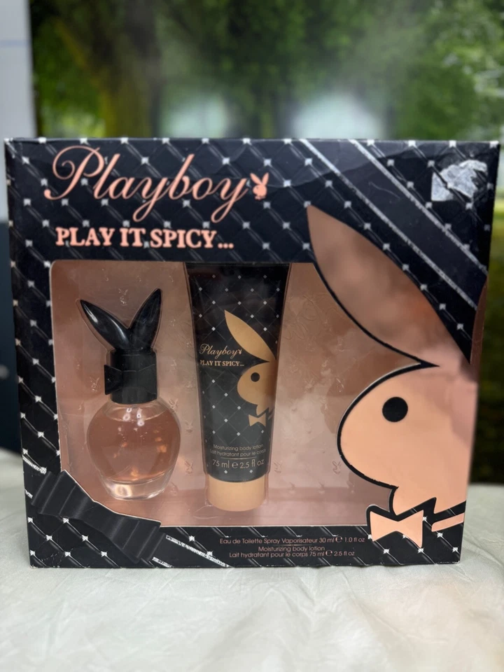 PLAY IT SPICY BY PLAYBOY 30ML EDT SPRAY, 75ML LOCIÓN CORPORAL (NUEVO CON CAJA) Foto 1 de 3