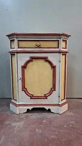 Angoliera Laccata a mano Cantonale angolo Basso artigianale legno massello - Foto 1 di 4