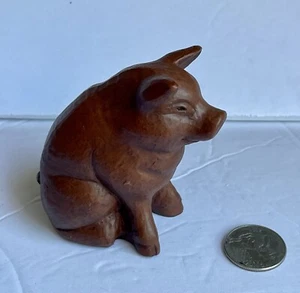 Red Mill Handcrafted Resin Sitting Pig Hog Figurine Collectible Farm Animal￼ - Picture 1 of 6