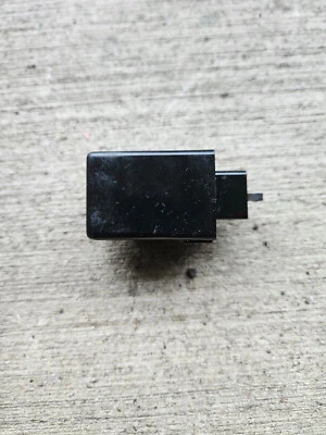 Honda Motorcycle CB650SC CB650 Nighthawk Turn Signal Flasher Relay Unit USED - Image 1 of 4