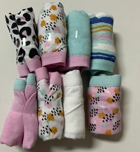 🧷 underwear Bikinis Size 10 Fruit of the Loom 8 pack Kids Cotton🆕 - Picture 1 of 2
