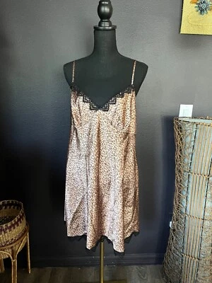De Colección Lencería Satinada Sin Mangas Camisón Vestido Talla XL Chemise Y2k Estampado Animal Mob Esposa Foto 1 de 4