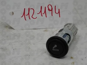 Accendisigaro montato sul quadro strumenti del veicolo per Ford Galaxy 7215859 - Imagen 1 de 2