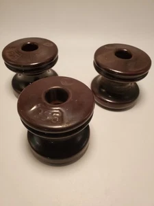 Aisladores eléctricos de alto voltaje vintage de 3 niveles de porcelana cerámica marrón mediana de 2 niveles - Imagen 1 de 8