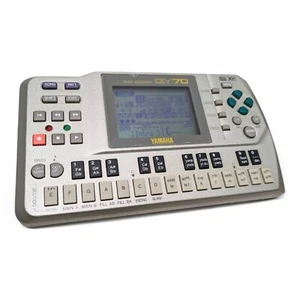 YAMAHA QY70 XG MIDI Music Digital Sequencer Module Sampler Rhythm Machine only - Bild 1 von 4