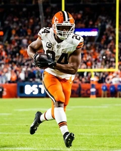 Foto de fútbol americano de la NFL Nick Chubb Running Action Cleveland Browns 8x10 - Imagen 1 de 1
