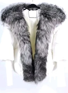 White Parka Jacket With Real Silver Fox Jacket Mid Lenth Small To Large Sizes - Bild 1 von 1