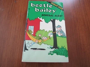 BEETLE BAILEY GENERAL ALERT BY MORT WALKER 1982 TOR GIANT CARTOON HUMOR PB - Picture 1 of 3