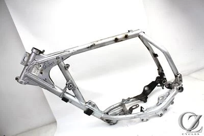06 Kawasaki KLR650 KLR 650 Main Frame Chassis Slv Foto 1 de 4