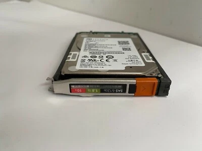 Disco rígido Dell EMC 1.8TB 10K SAS D3-2S10-1800 12G 005051636 - Imagem 1 de 4