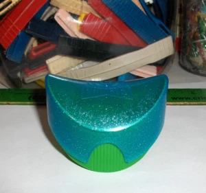 Vintage BLAUE FLOCKE AUF GRÜN Pringles Chip Behälter-Once You Pop-Spaß hört nicht auf - Bild 1 von 5