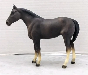Breyer Quarter Horse Yearling Traditional #101 Liver Chestnut VTG Retired - Picture 1 of 7