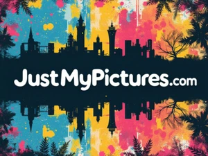 JustMyPictures.com - PREMIUM THREE WORD DOMAIN NAME - Owned For 20+ Years! - Picture 1 of 1