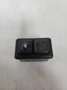 5 Pin Power Window Switch OEM BMW E23 E24 E28 E30 61311381205 - Picture 1 of 3