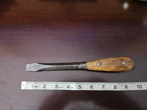 VINTAGE SQUARE SHANK PERFECT HANDLE TYPE SCREWDRIVER 9-1/4” REAL NICE!! - Picture 1 of 15