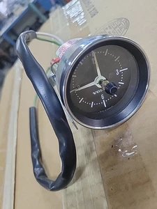 1972(?) Volvo 145 Center Lower Dash Clock OEM W/bracket. Untested - Picture 1 of 7