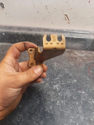 Suporte de montagem de cabo para corpo do acelerador Acura Honda Accord 3.0l V6 OEM - Imagem 1 de 4