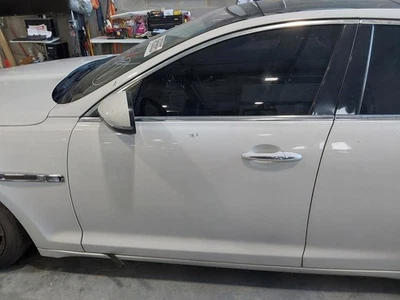 (LOCAL PICKUP ONLY) Driver Left Front Door Fits 10-13 XJ 2976215 - Image 1 of 4