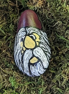 ARTE DE PIEDRA DE RÍO PINTADO A MANO Gnomo por Pata Amarilla Rocas Coleccionables - Imagen 1 de 4