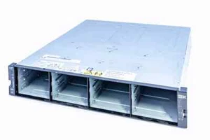 Obudowa rozszerzająca IBM StorWize V3700, 12xLFF, Dual 2x6G SAS, 2072LEU - Zdjęcie 1 z 3