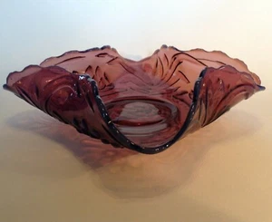 Fenton Amethyst Glass Bowl - Folded 4 Corners - Water Lily - Opalescent Rim - Picture 1 of 11