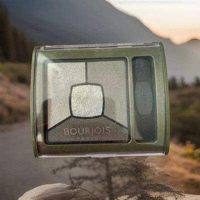 Bourjois Smoky Stories Quad Eyeshadow Palette 04 Rock This Khaki *New* - Image 1 of 2