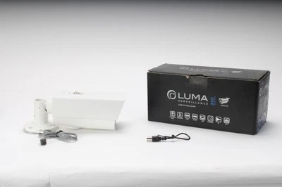 Luma LUM-310-BUL-A-WH Bullet Analog Camera With Connection Cable and Box - Image 1 of 4
