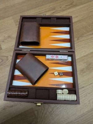 faux leather Backgammon Set Travel Case game magnetic case 23cm by 18cm - Image 1 of 4