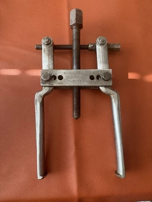 Vintage Blackhawk MFG. Co USA HP-20008 Pulley Puller - Image 1 of 4
