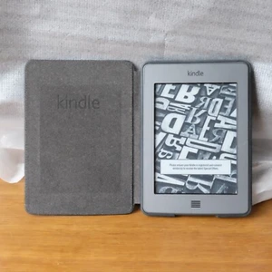 Amazon Kindle D01200 4th Gen Touch Screen 4GB 6" Wi-Fi + 3G E-Reader - Tested 02 - Picture 1 of 11