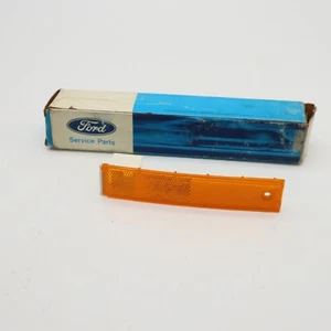Conjunto de lente marcadora ámbar lado izquierdo Ford D8DZ-15A201-B NUEVO EN STOCK FABRICANTE DE EQUIPOS ORIGINALES - Imagen 1 de 4