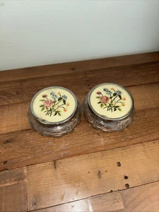 Pair Of Glass Trinket Box Embroidered Flowers Lid Q - Picture 1 of 7