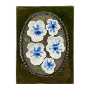 Azulejos de pared de cerámica Jie Gantofta Suecia flores aplicadas florales pintadas a mano década de 1960 - Imagen 1 de 9